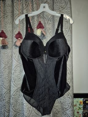 Daisy Fuentes Bodysuit